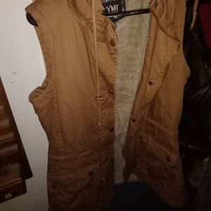 Ymi Vest